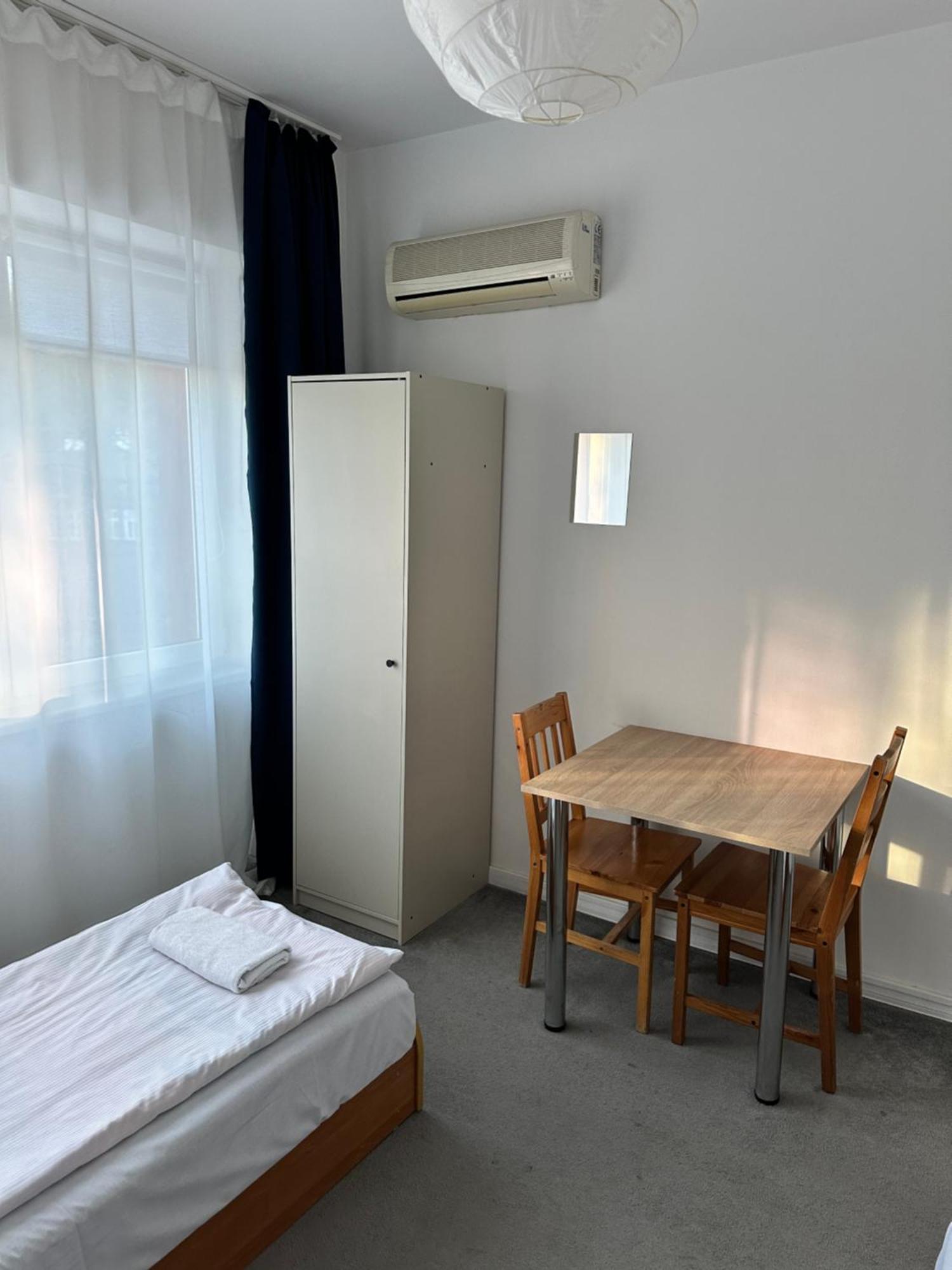 Hostel Demi Cracovie Extérieur photo